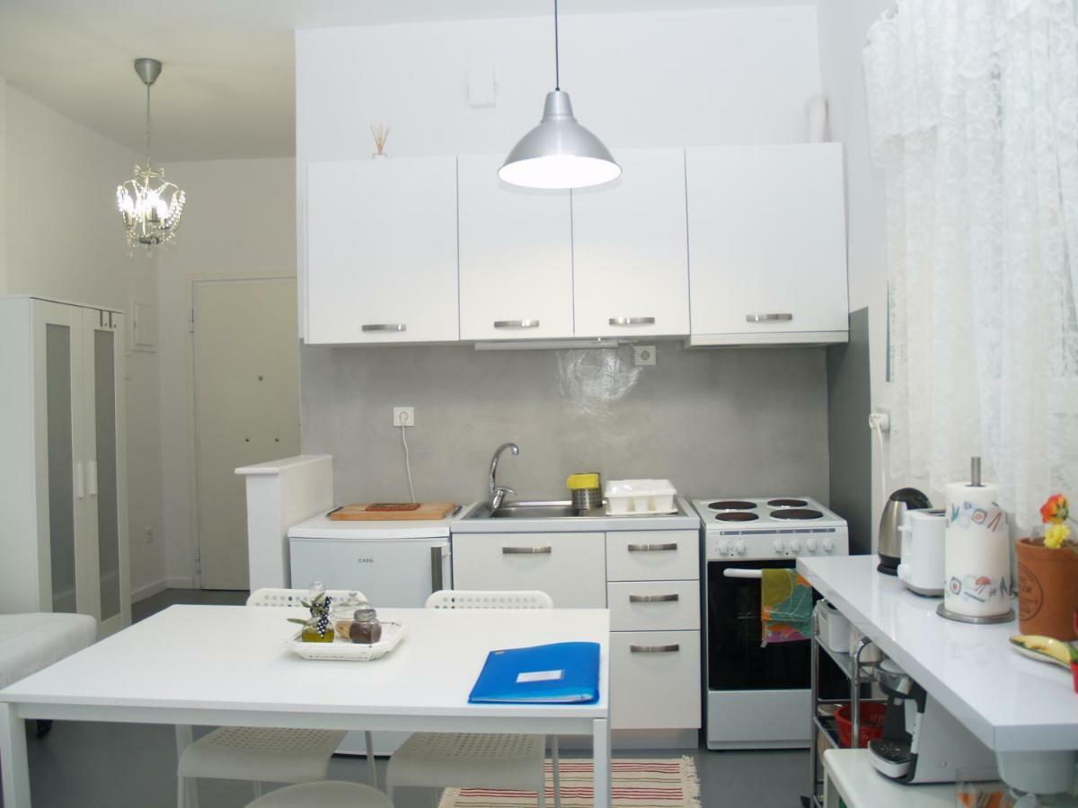 Newly Renovated Apt In Kolonaki Atenas Exterior foto